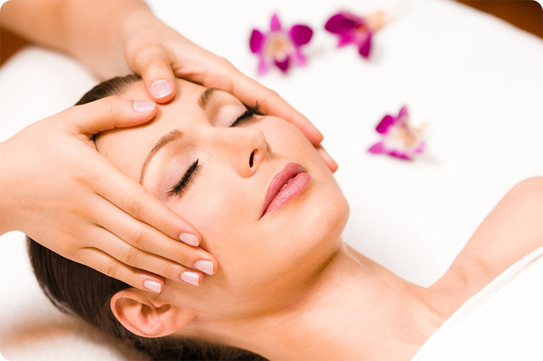 RF Lifting and anti-aging face lifting massage and alginate mask